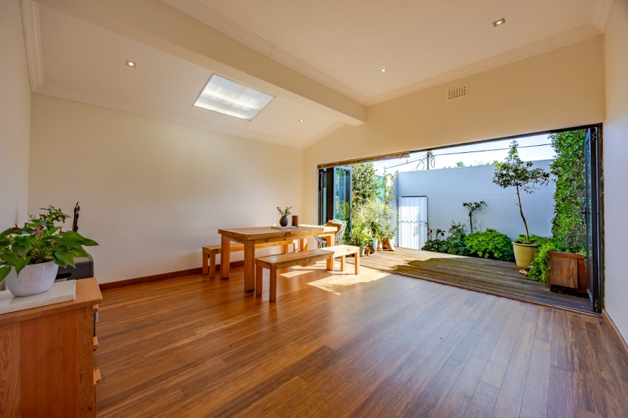 3 Bedroom Property for Sale in Woodstock Western Cape